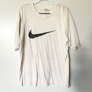 White Center Swoosh Nike T Shirt Large Athletic Mens Basketball Sports